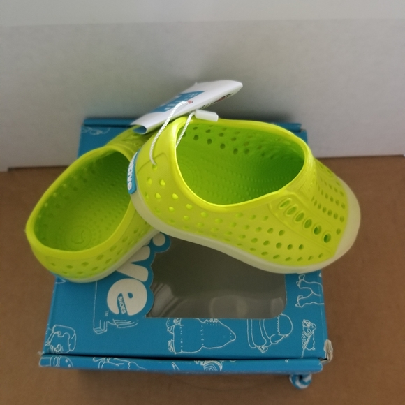 Native Shoes Jefferson Glow SlipOn Sneaker, Size 4 - Picture 2 of 8